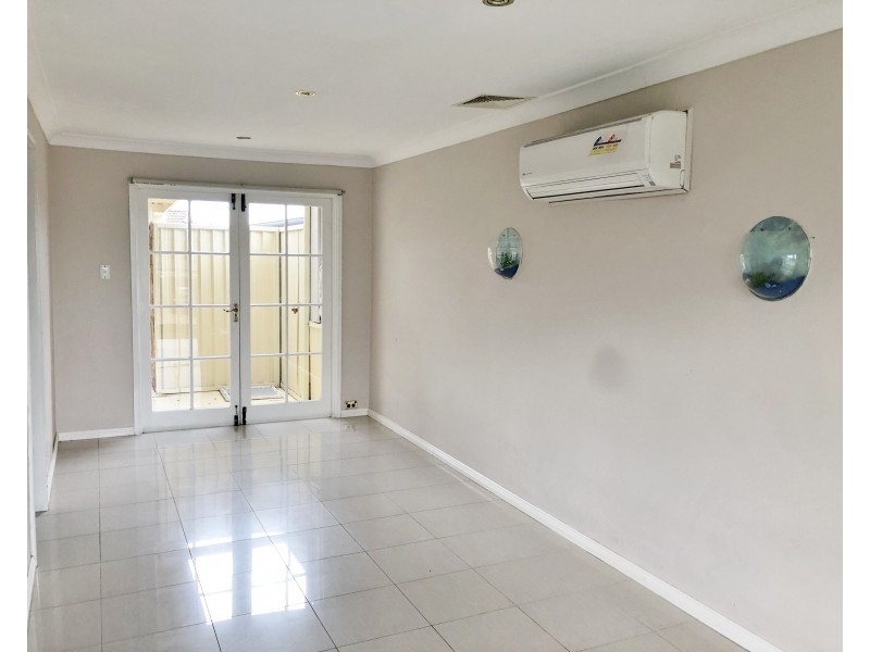 29 Danube Crescent, Kearns NSW 2558