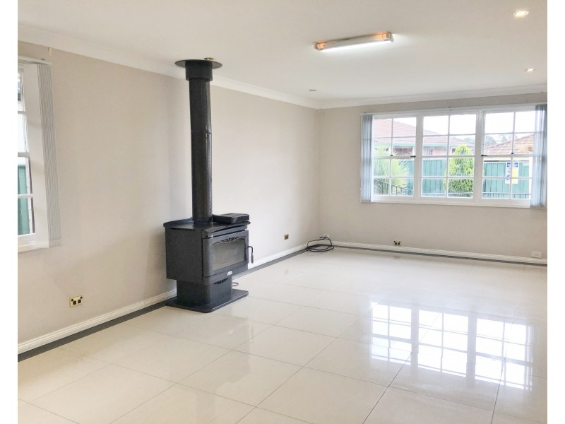 29 Danube Crescent, Kearns NSW 2558