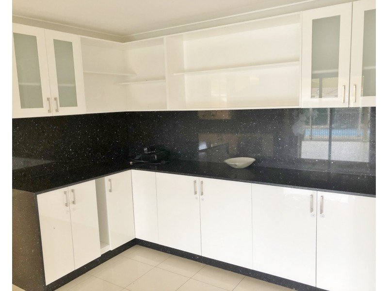 29 Danube Crescent, Kearns NSW 2558