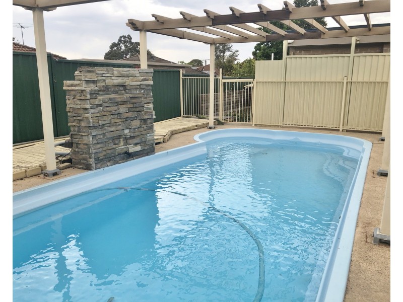 29 Danube Crescent, Kearns NSW 2558