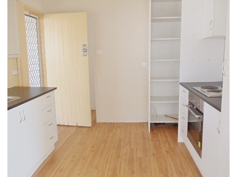 14 Rosalind Crescent, Campbelltown NSW 2560