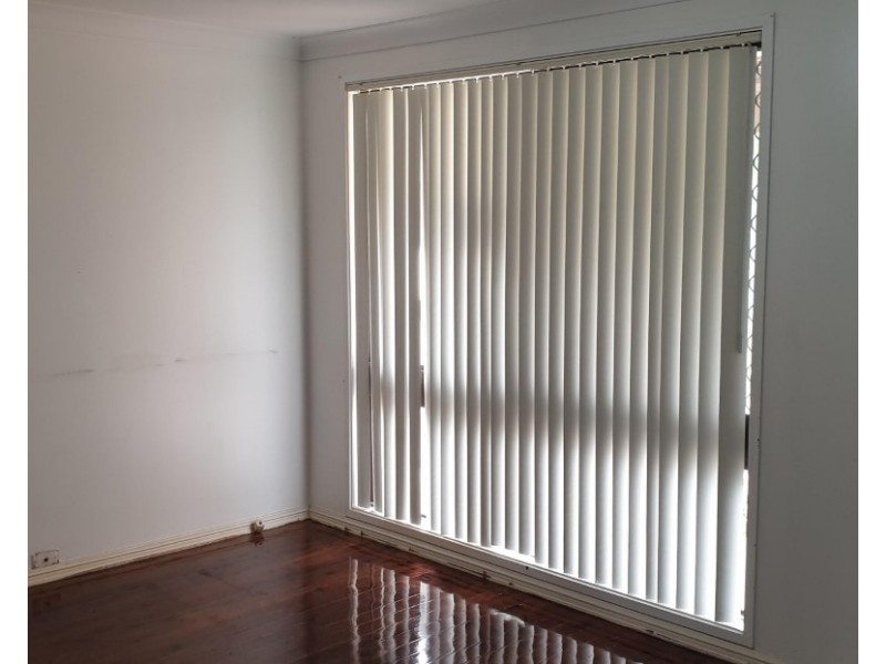 5 Claret Place, Eschol Park NSW 2558