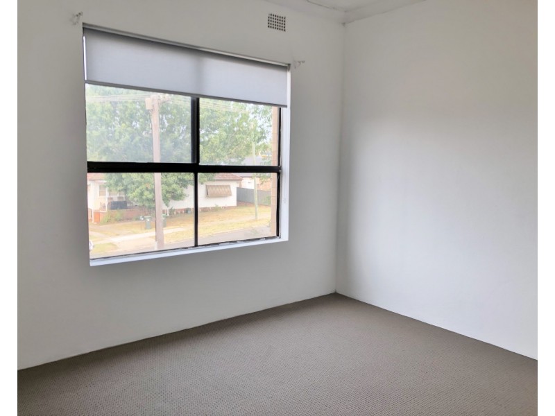 2/55 Warby Street, Campbelltown NSW 2560