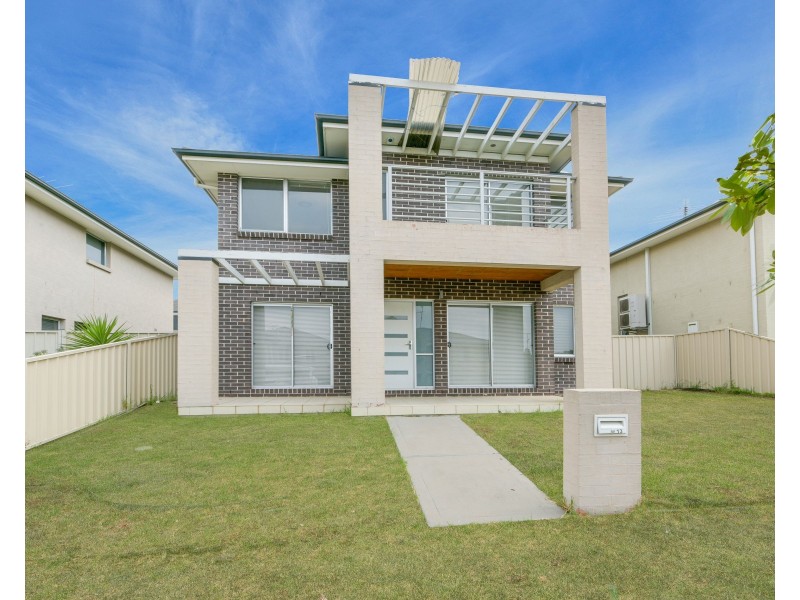 13  Decora Street, Mount Annan NSW 2567