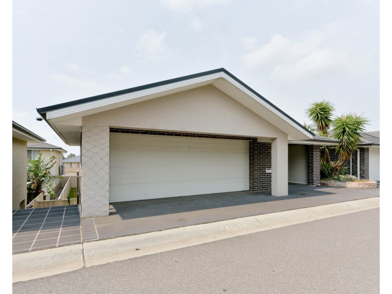 13  Decora Street, Mount Annan NSW 2567