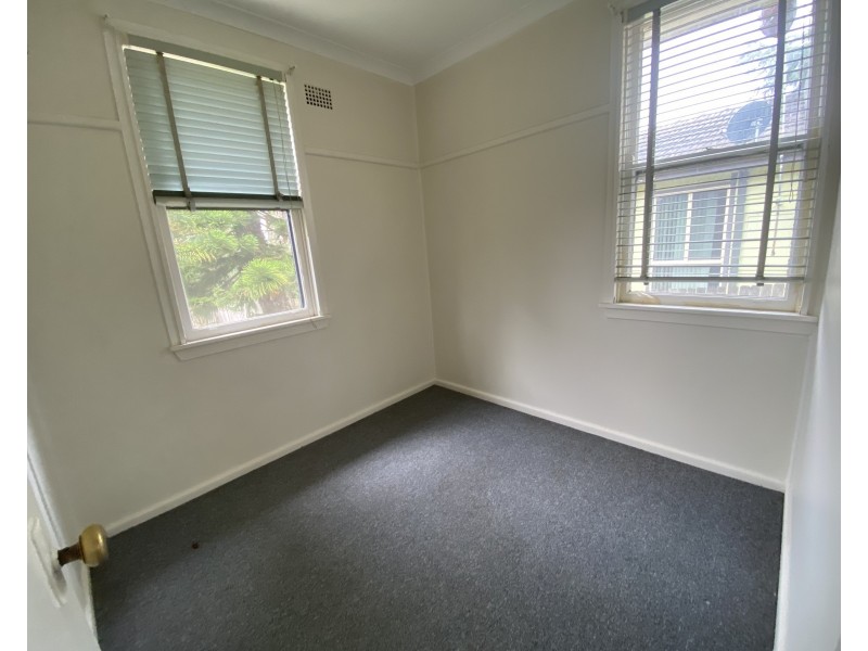 111 Lindesay Street, Campbelltown NSW 2560