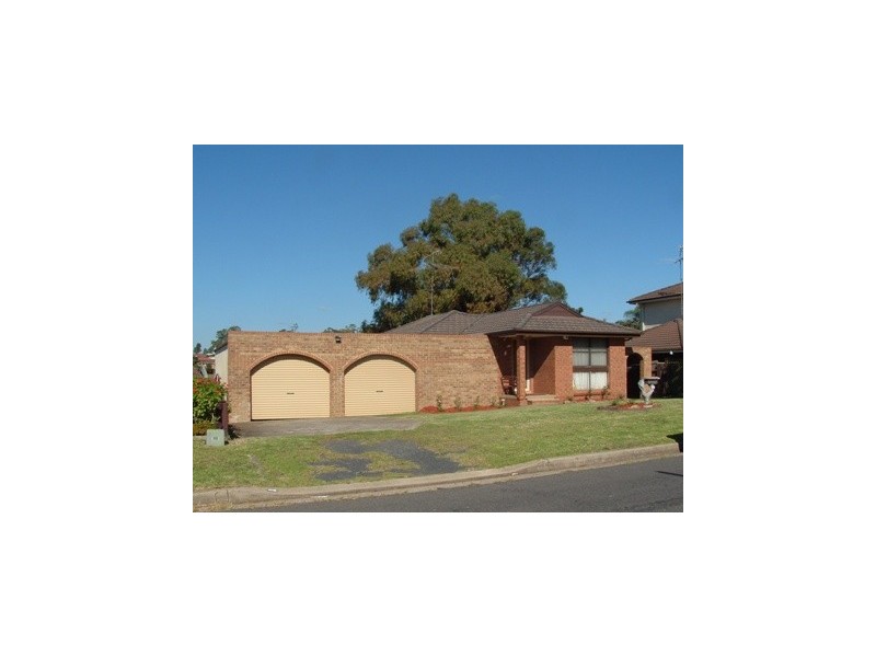 9 Desdemona Street, Rosemeadow NSW 2560