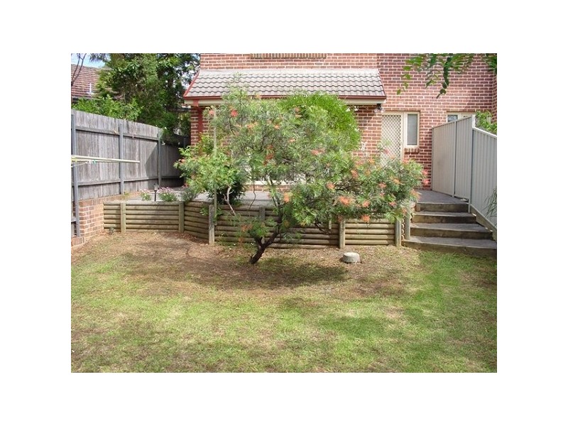 1 Warwick Pde, Castle Hill NSW 2154