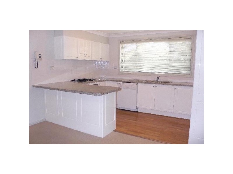 27 Skylark Circuit, Bella Vista NSW 2153