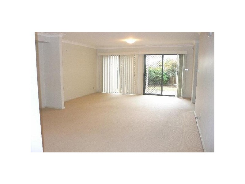 27 Skylark Circuit, Bella Vista NSW 2153