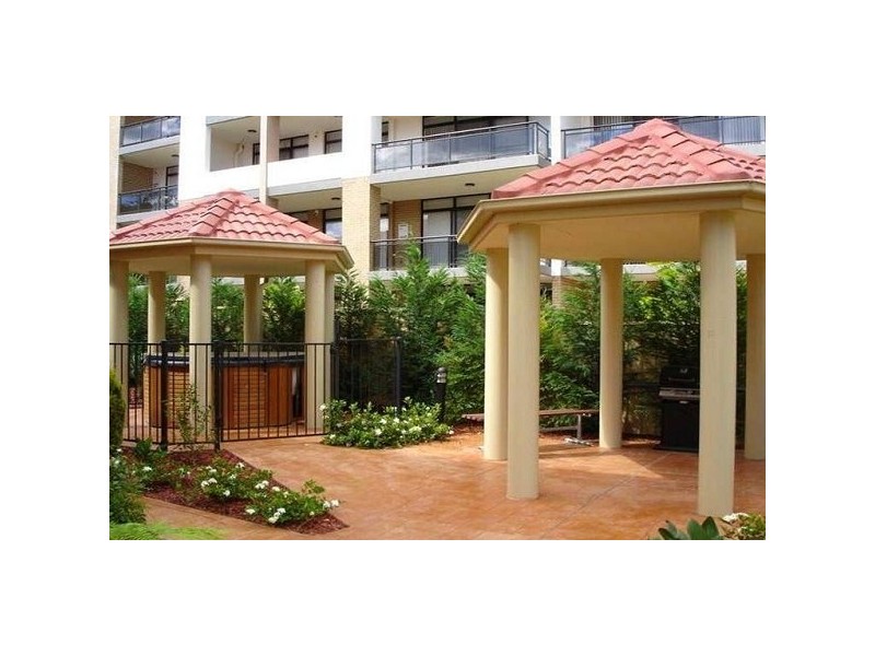 4/2-6 Sherwin Ave, Castle Hill NSW 2154