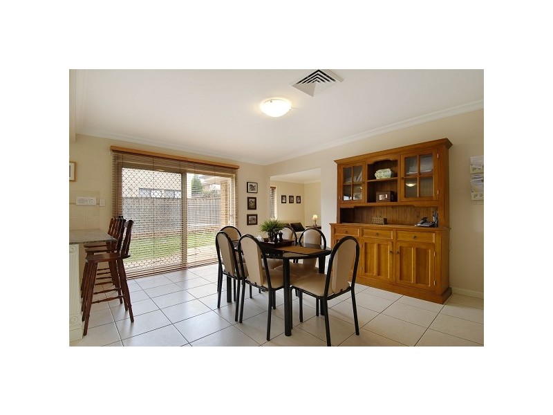 27 Beaumaris Avenue, Castle Hill NSW 2154