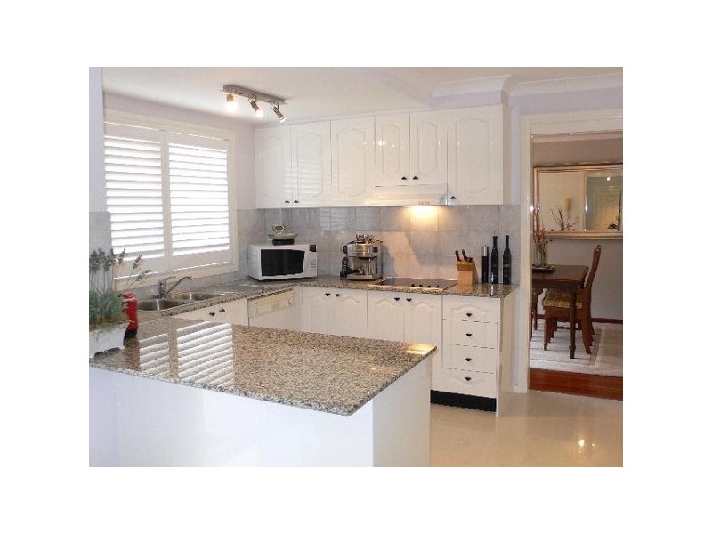 6/28 Cecil Avenue, Castle Hill NSW 2154
