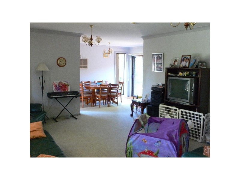 13B Burton Avenue, Northmead NSW 2152