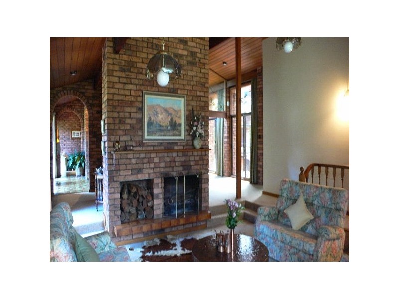 11 White Cedar Drive, Castle Hill NSW 2154