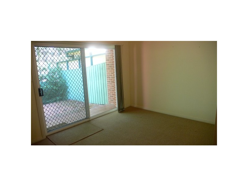 1/22 Cecil Avenue, Castle Hill NSW 2154