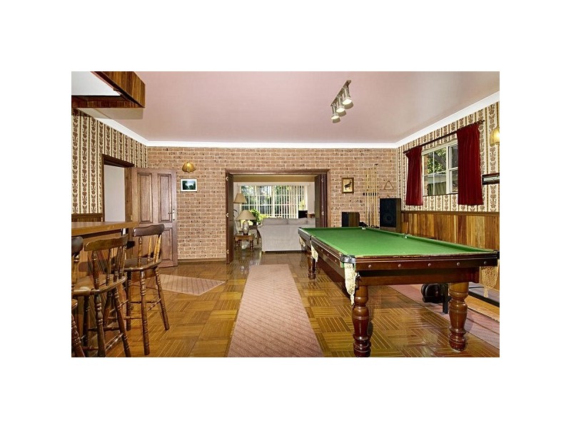 11 Henley Close, Castle Hill NSW 2154