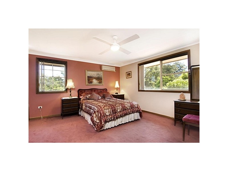 11 Henley Close, Castle Hill NSW 2154