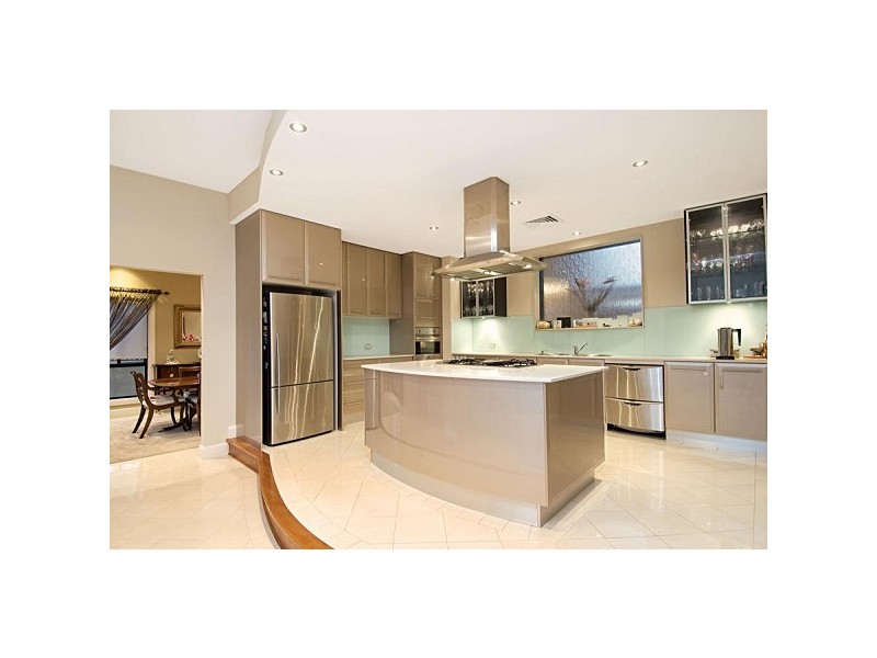 94 James Mileham Dr, Kellyville NSW 2155