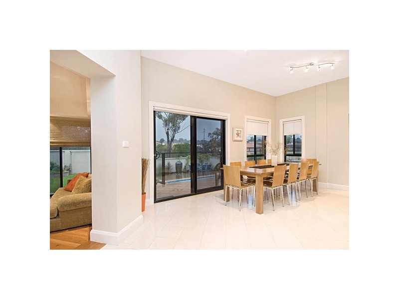 94 James Mileham Dr, Kellyville NSW 2155