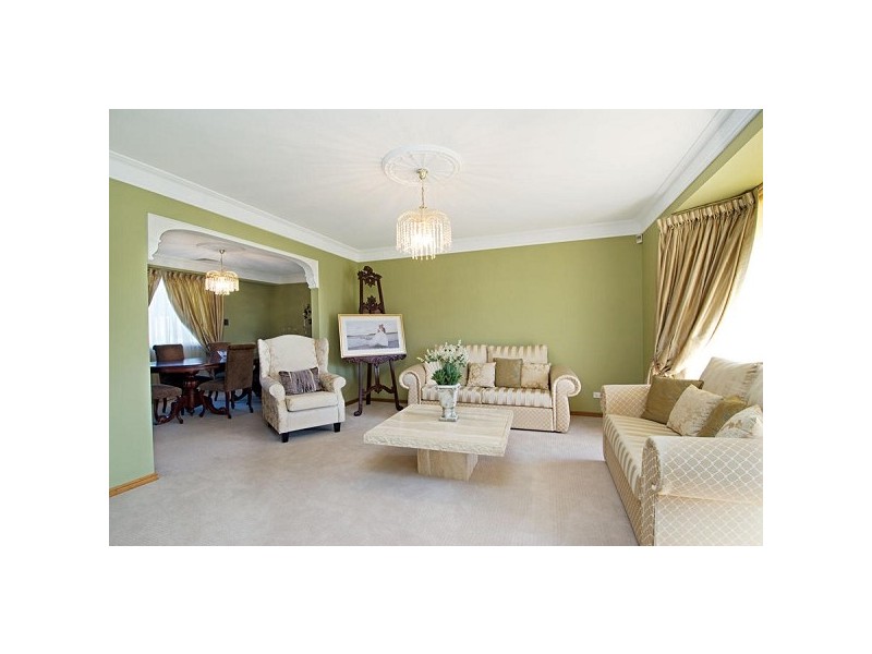 28 Boden Place, Castle Hill NSW 2154