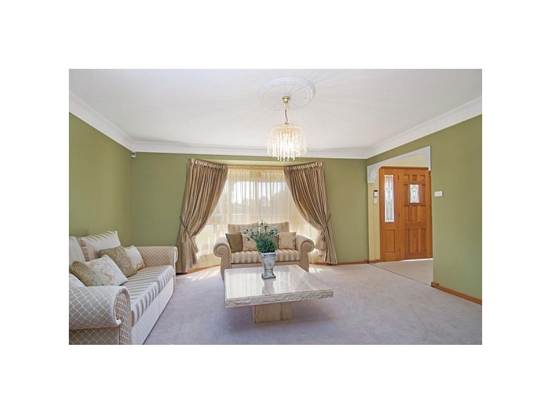 28 Boden Place, Castle Hill NSW 2154