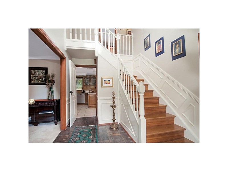 24 Chiltern Cresent, Castle Hill NSW 2154