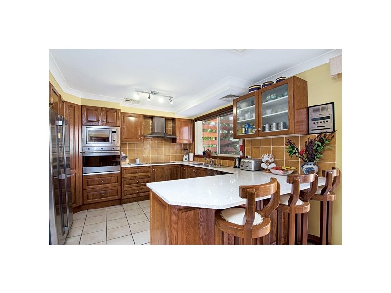 24 Chiltern Cresent, Castle Hill NSW 2154