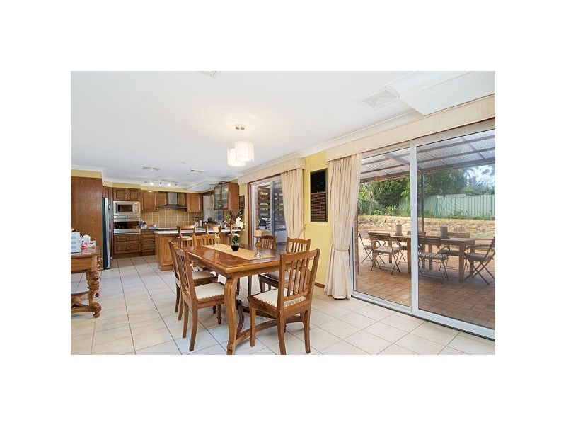 24 Chiltern Cresent, Castle Hill NSW 2154