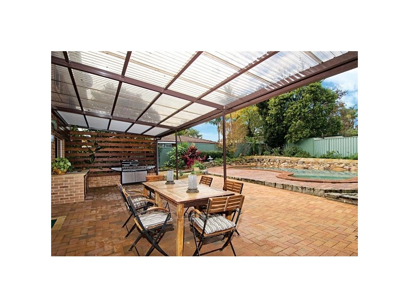 24 Chiltern Cresent, Castle Hill NSW 2154
