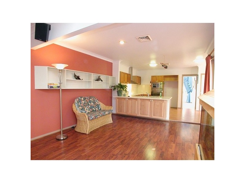 17 Fairgreen Place, Castle Hill NSW 2154