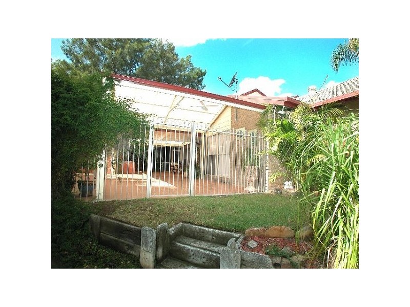 17 Fairgreen Place, Castle Hill NSW 2154