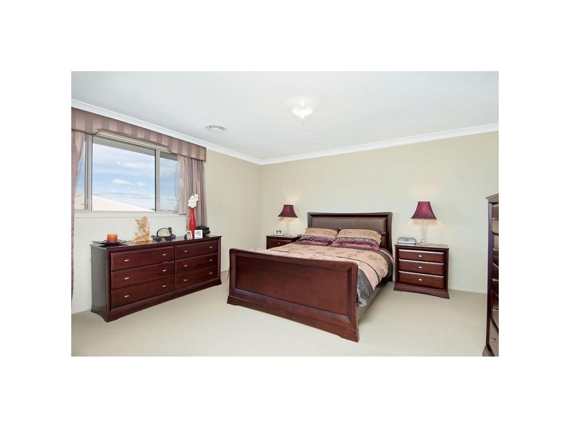 11 Ridgeline Drive, The Ponds NSW 2769