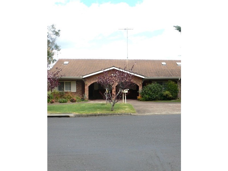 2/31 Hughes Avenue, Castle Hill NSW 2154