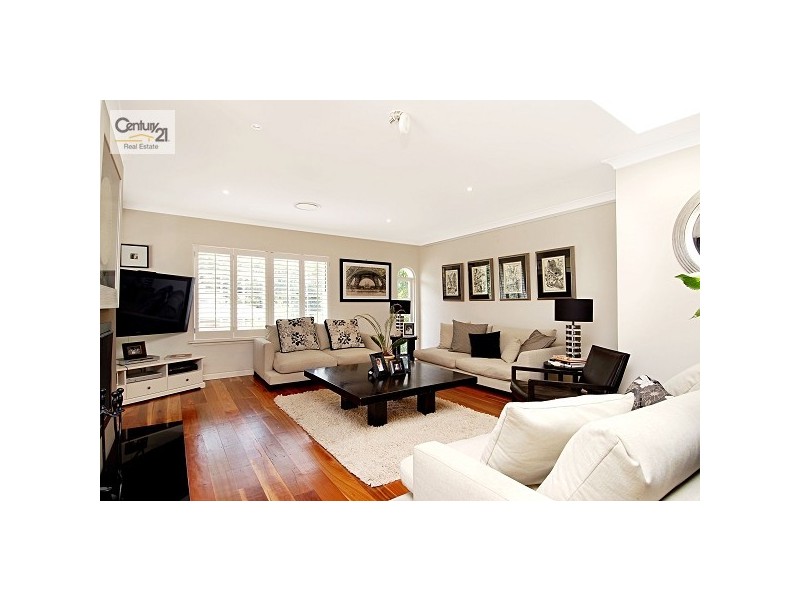 70 Woodhill St, Castle Hill NSW 2154