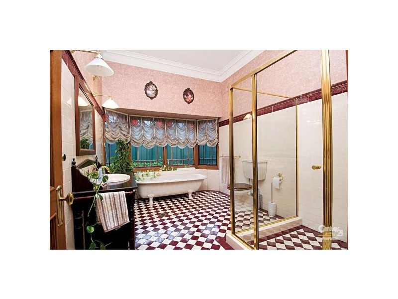 5 Leura Place, Prospect NSW 2148