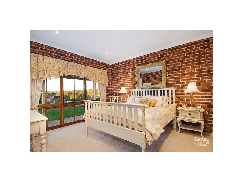 32 Boden Place, Castle Hill NSW 2154