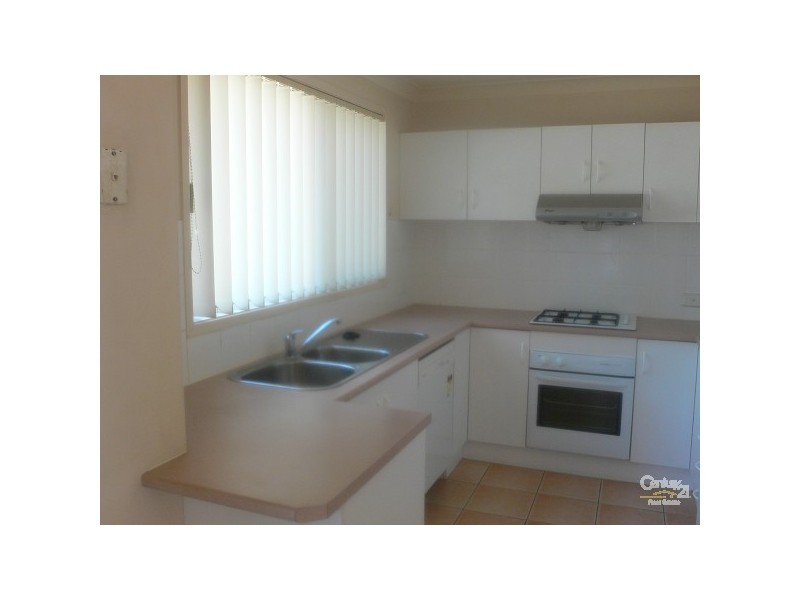 18 Rothwell Cct, Glenwood NSW 2768