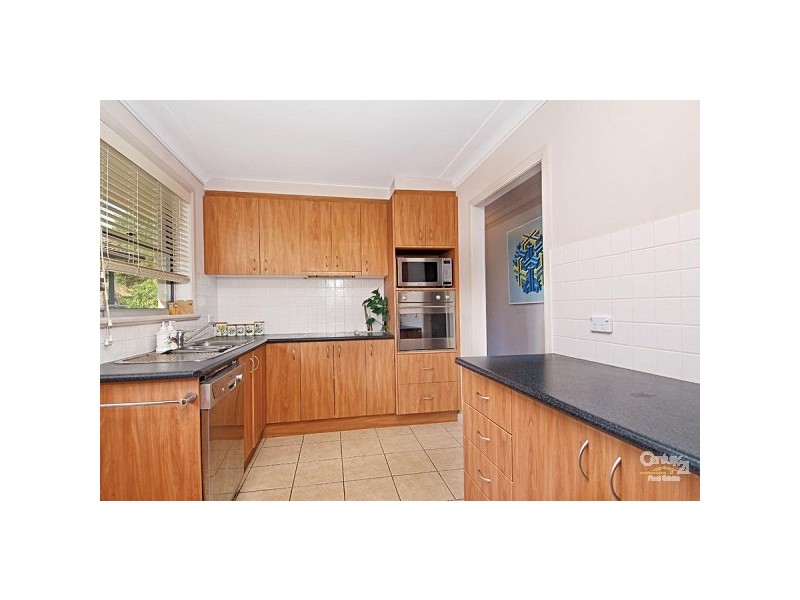 8 Olola Ave, Castle Hill NSW 2154