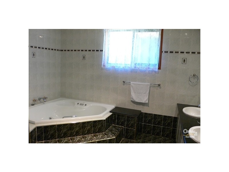 24 Cropley Drive, Baulkham Hills NSW 2153