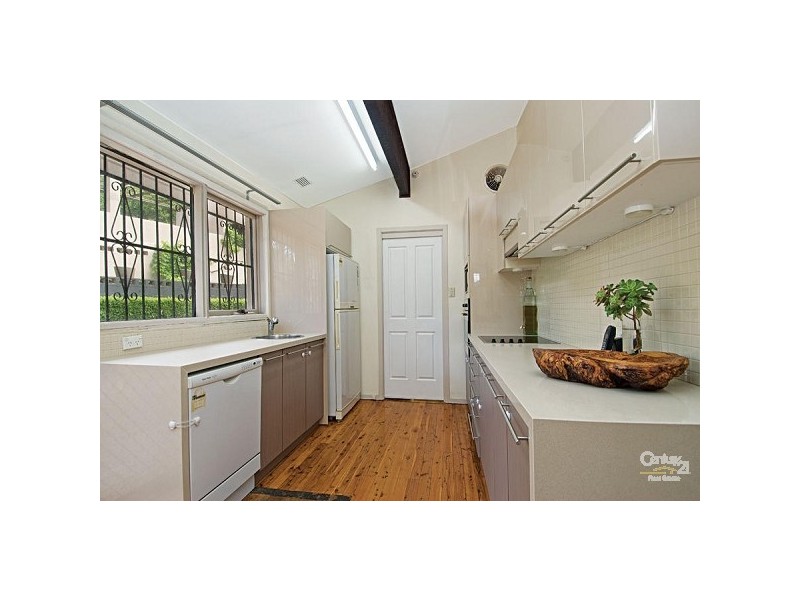 32 Ashley Avenue, West Pennant Hills NSW 2125