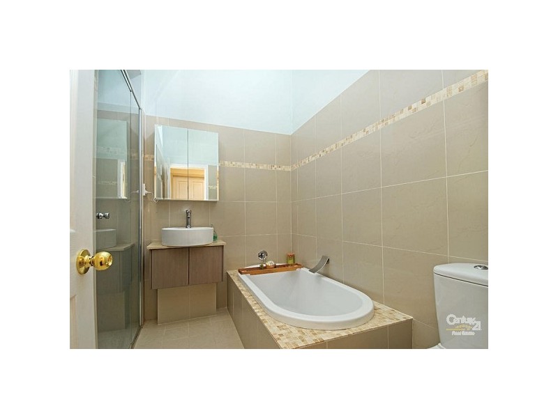 32 Ashley Avenue, West Pennant Hills NSW 2125