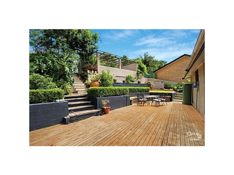 32 Ashley Avenue, West Pennant Hills NSW 2125