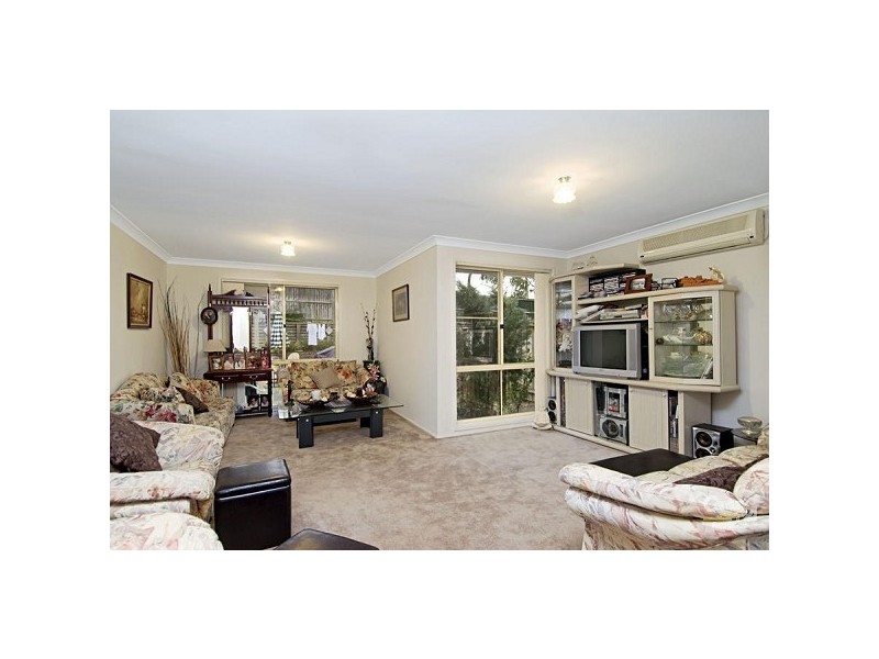 21 Skye Ct, Kellyville NSW 2155