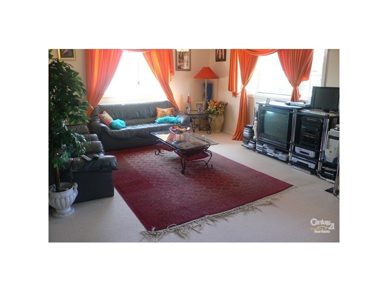 10 Kirsty Crescent, Hassall Grove NSW 2761