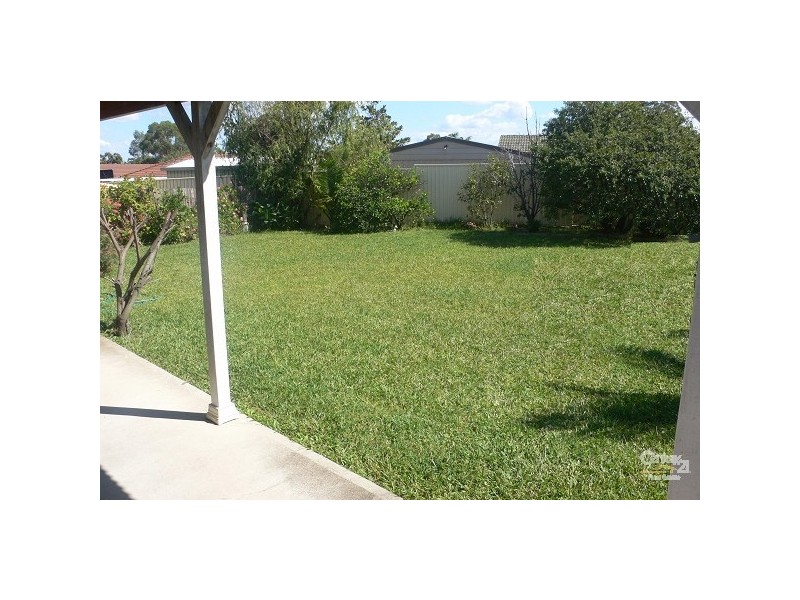 10 Kirsty Crescent, Hassall Grove NSW 2761