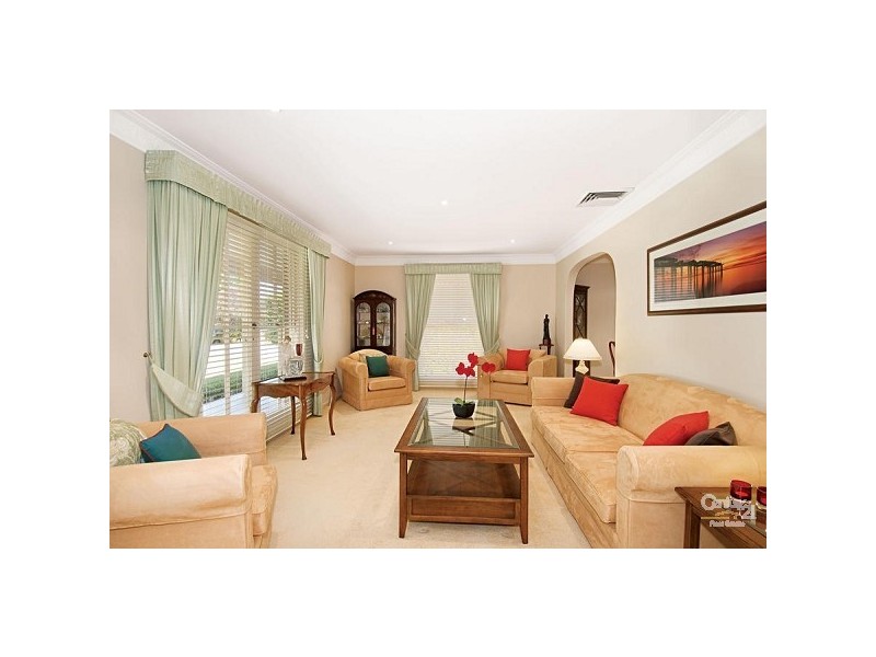 17 Nottingham Avenue, Castle Hill NSW 2154