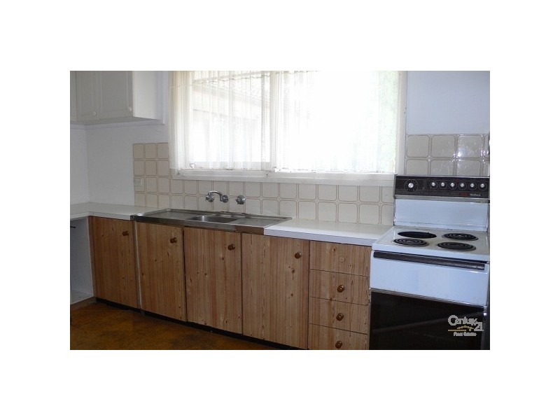 8 Cambewarra Ave, Castle Hill NSW 2154