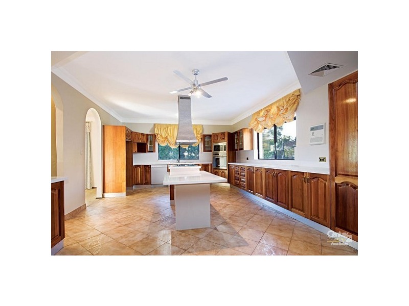 13 Galahad Crescent, Castle Hill NSW 2154