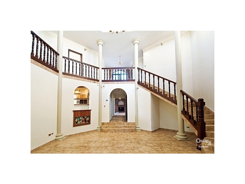 13 Galahad Crescent, Castle Hill NSW 2154